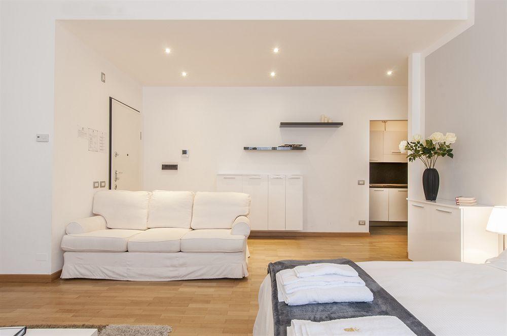 Royal Magenta & Luxury Apartment Milan